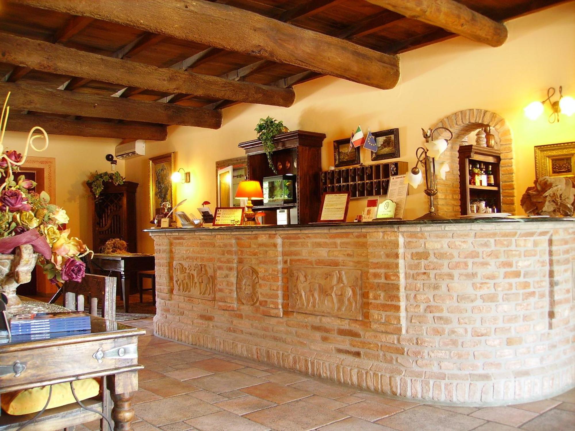 Vigarano Mainarda Hotel Antico Casale المظهر الخارجي الصورة
