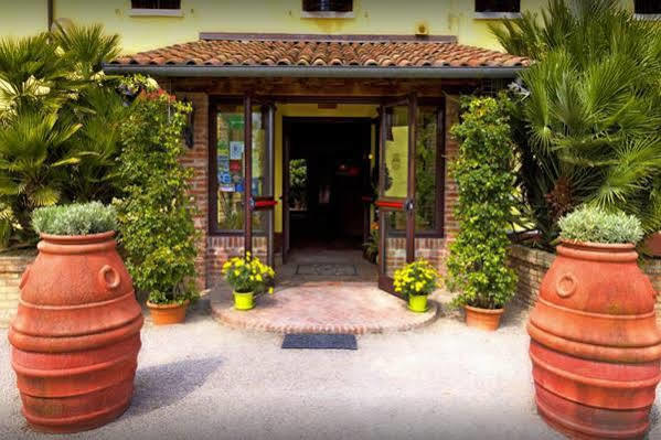 Vigarano Mainarda Hotel Antico Casale المظهر الخارجي الصورة