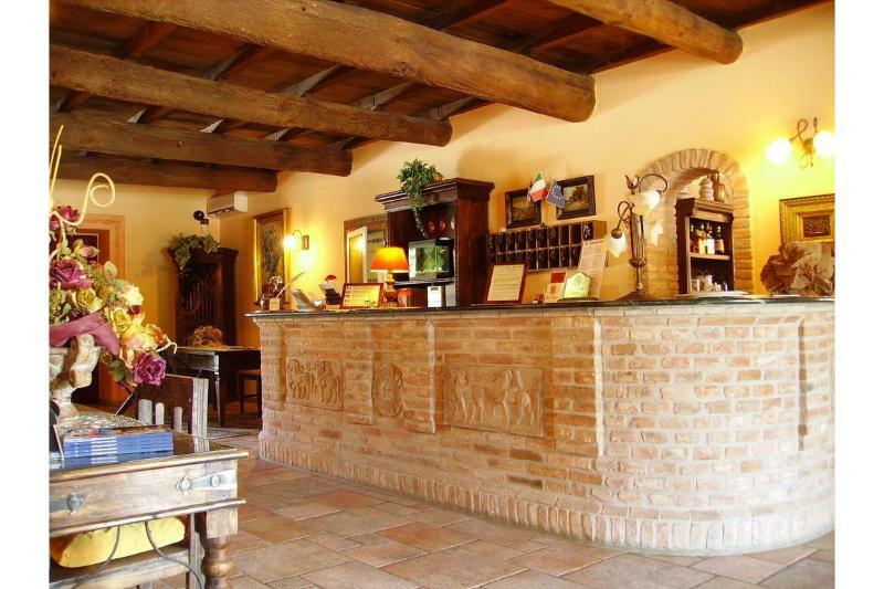 Vigarano Mainarda Hotel Antico Casale المظهر الخارجي الصورة